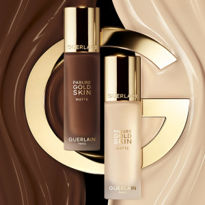 Parure Gold Skin Matte - Fond de teint haute perfection sans transfert Parure Gold Skin Matte - Fond de teint haute perfection sans transfert